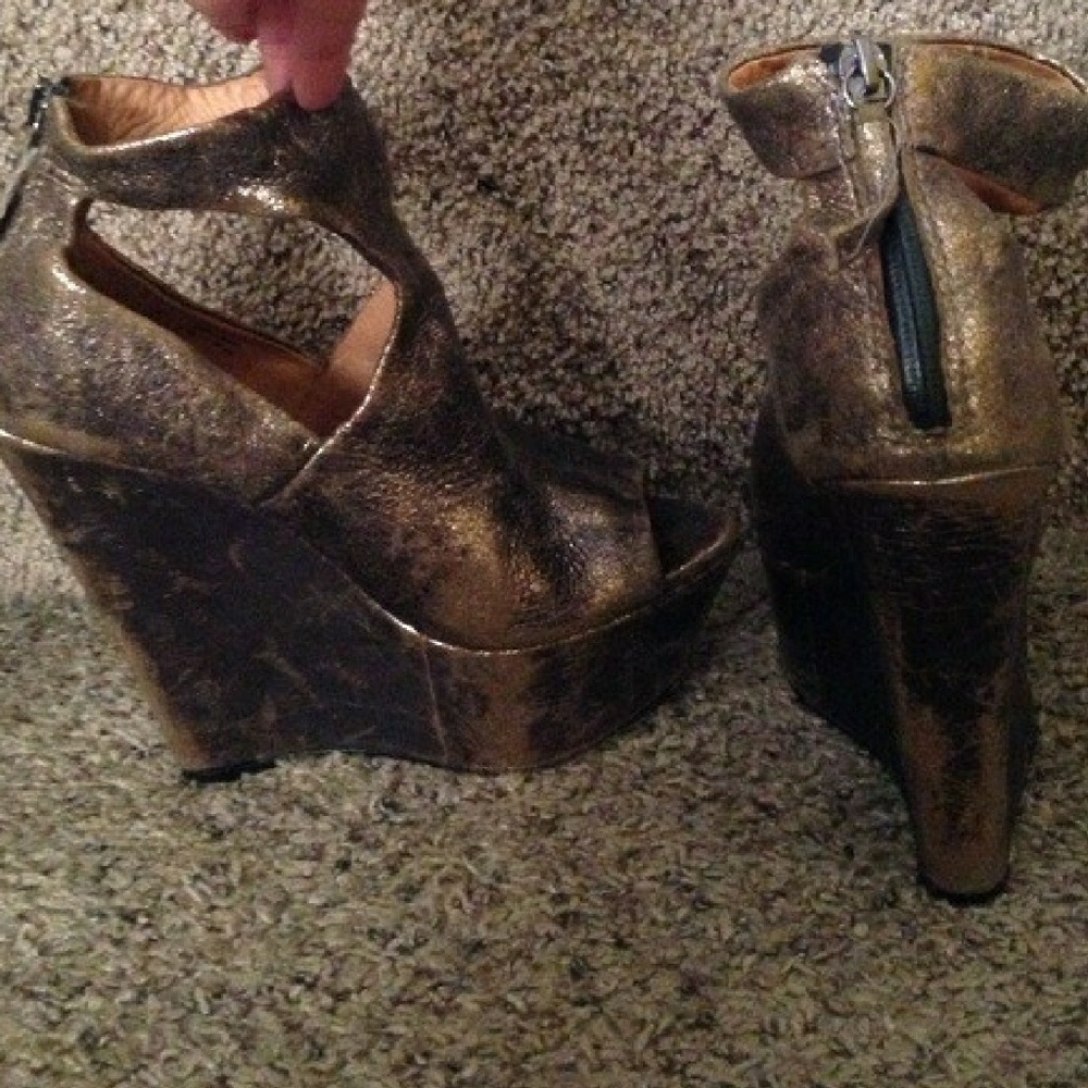 L.A.M.B. wedges - Picture 2 of 4